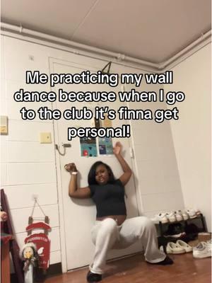 Plz don’t hold me back either 😭 #viral #viralvideo #fypシ #fyp #ariibabyyy1 #dontletthisflop #wall #walldance 