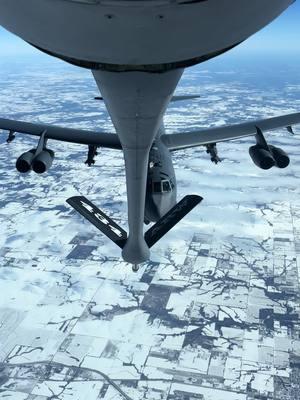 All that for a negative contact #usaf #b52 #kc135stratotanker #fy #fyp #foryou #foryouage 