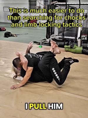 I teach both, self defense & sport fighting. I am very into creating good well rounded fighters in both. A small person utilizing the guard can be smashed in that position so this is far more logical that seeking submission holds.  #kuntao #kuntaw #kuntau #kuntaosilat #filipinomartialart #filipinomartialarts #fmabrotherhood #fma #bjj #brazilianjujitsu #graciejuijutsu #graciejujitsu #grappling #grappler #wrestling #wrestler #wrestlers 