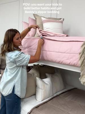 Goodbye, unmade beds! Beddy’s teaches kids how simple it can be to keep their room tidy—just zip it up and you’re done!  #beddys #beddysbedding #bunkbed #bunkbedbedding #bunkbeds #kidbedding #kidsbedroom 