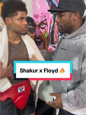 Floyd Mayweather dropping gems to Shakur Stevenson after watching him spar 🔥 #FloydMayweather #ShakurStevenson #Boxing 