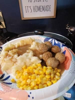 Supper doesn't get any better. I use frozen meatballs but you can definitely make your own! #crockpotseason #crockpotmeals #meatballs #comfortfood #easysupper 