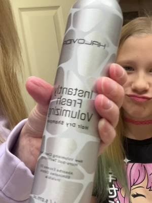 No time to wash your hair, I got you! #halovida #dryshampoo #hairvolume #instantrefresh #TikTokShop #tiktokshopfinds #hairproducts #halovidadryshampoo #productreview 