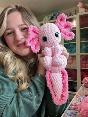 So cute!! . Pattern available now by @Brie  . Yarn sweet snuggles lite and premier little bunny  . #crochey #crocheter #crochetgrove #crochetaxolotl #axolotl #crochetwithme #crochetinspo #crochetinspiration #crochetideas 