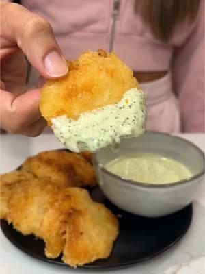 Tostones de yuca 🔥  #asmr #asmrcooking #gabrielamkv #yuca #tostones #tostonesdeyuca #cassava #yucafrita #dominicana #dominicanfood #comidadominicana #latinrecipes #EasyRecipes #recetafacil #Receta #Recipe #gabrielavlogs #gabrielacampos 