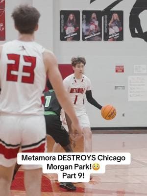 They went crazy! Full video on my Youtube channel🤝🏻 #highschool#basketball#metamora#illinois#metamorabbb#chicago#morganpark#youtube#video#crazy#hype#dunk#three