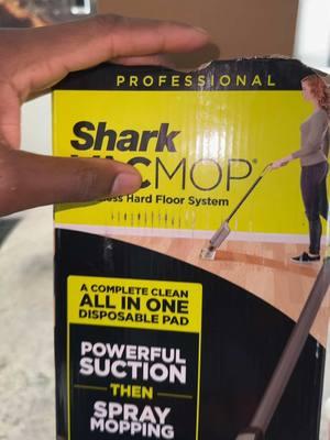 I’ll have a follow video about this shark mop shortly! #shark #sharkmop #vacmop #TikTokMadeMeBuyIt #giftguide #bkbargains #fyppppppppppppppppppppppp 