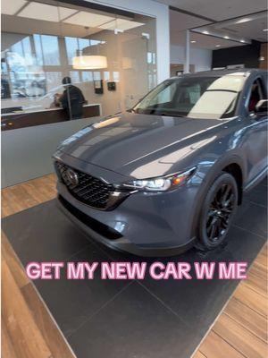 SOMEONE PINCH ME RN @Mazda USA #mazda #mazdacx5  if you like my coat MASON30 gets you 30% off on monelusa.com my set is from @hollister and it’s the “feel good fleece” (🔗 in b!o)