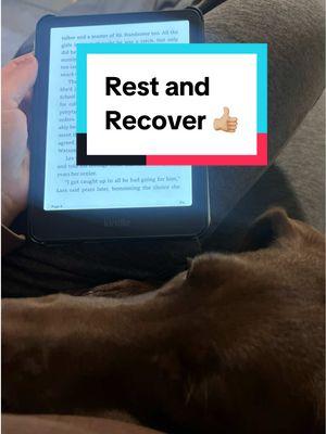 When you work with an awesome group of people and don’t want to take off but know you need to! Thankfully if it’s urgent I’m able to work from home too, but most things can wait a day or two for me to return back to work. #fyp #spoonie #mstok #milso #worklife #restandrecover #prioritizeyourself #priorities #prioritizeyourhealth #milspo #workingmom #autoimmune