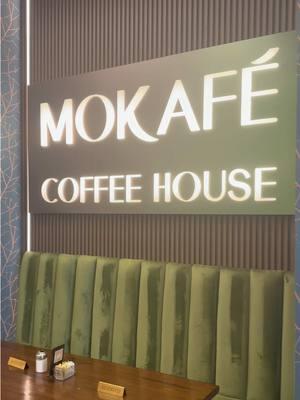 📍Mokafé, Paterson, NJ. 👌 Lo único que puedo decir es que llegamos a las 11AM y salimos a las 4PM del lugar, nos sentimos como en casa. ✨❣️#Foodie #foodienj #patersonnj #newjersey #restaurantlife #coffeshop 