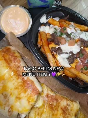 Trying @tacobell new menu items 😋 steak dipping burritos is by far my fav 😍 #mukbang #tacobell #asmr #dippingburrito #newitems #bites #Foodie #eatingshow #eatwithme #bajablast #chewing #parati #fyp #rico 