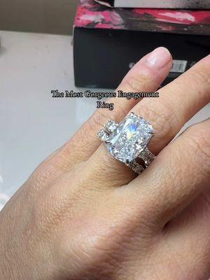 This is looks 1000% real. Im actually impressed because i didnt think it would be this good!!! They have all different styles to choose from! #engagementring #travelring  #trendingengagementrings ##tiktokshopjumpstart  #diamond #weddingring #cubiczirconia #cushioncut