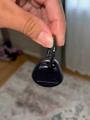 IOS Android Key GPS Finder tracker tag #tracker #trackertag #key #finder #keychainfindertracker #gps #gpstracker #gpstracking #gpsforcats #gpsdogcollar #localizador #localizacion #TikTokShop #tiktokshopfinds #tiktokshopping #tiktokgift #tiktokgifts #tiktokvalentine #ValentinesDay #relashionship #gift #giftideas 