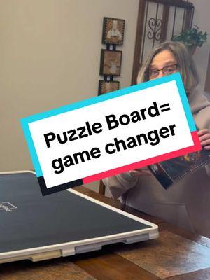 The puzzle board is a game changer. I can just move it off the table if I need to. Wonderful #playboda #puzzleboard #jigsawpuzzle #puzzletok #puzzle #puzzles #puzzlehack #puzzletable 