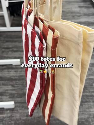 $10 totes bags by #universalthread #targetfinds #target #targetdeals #targetmusthaves #targetbags #targetnewarrivals #targetrun #totebags #totebaggirlies @target 