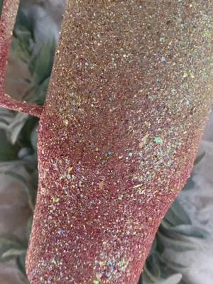 Ombré’s can be difficult to master but practice makes a bad bish!! 🩷 #pdbglitter #ombretutorial #glitterombre #ombretumblers #practicemakesabaddie