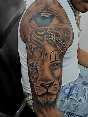 #leontattoo #tattoo #leon #ink #liontattoo #tatuajes #tattoos #tattooart #tattooed #inked #lion #tatuaje #art #tattooartist #blackandgreytattoo #realismotattoo #rosetattoo #tattooist #tattoolife #tattoospain #liontattoos #tattooleon #leontatuaje #peru #realistictattoo #blackandwhitetattoo #tattooideas #tigertattoo #bhfyp #davidtorresink 