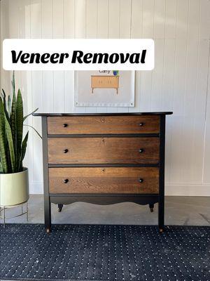 How to remove veneer the easy way! #fyp #DIY #viral #furntiureflip #furnituremakeover #paintedfurniture #sidehustle #furnituredesign #trashtocash #painter 