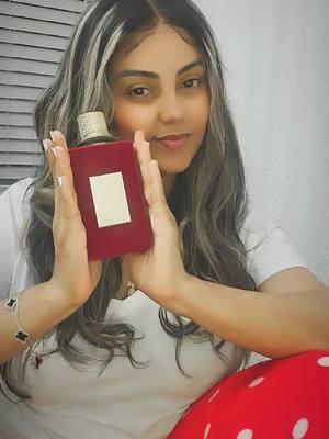 #ameera #creatorsearchinsights #creat #perfumetiktok #arab #stayl #loveit #perfumeforher #gift #create #fyppppppppppppppppppppppp #viraltiktok #TikTokShop 