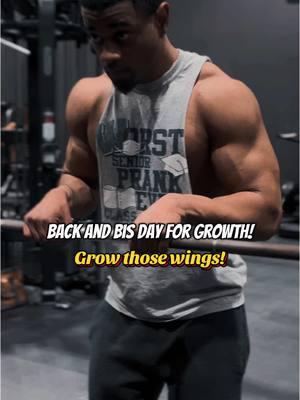 Todays back and bis workout  #backdayexercises #backdayworkouts #bodybuilderbro #bicepexercises #bicepday 