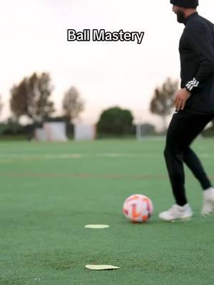 Ball mastery Work #soccertraining #asmrsoccer 