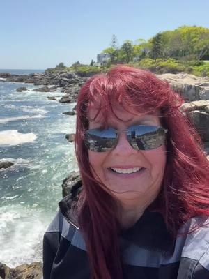 After going to Oregon , I  never thought I would see a rocky beach on the east coast. Maine’s coastline is just breathtaking. . Blowing cave park is roadside. Must see!!! #sharih55 #foryou #sassyredhead #blowingcave #kennebunkport #kennebunkportmaine #maine #livingmybestlife #fyp #neverstopexploring #nature #mainecoast #foryoupage #mainecoastline 