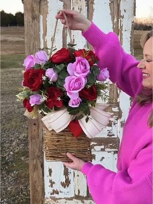 Love is in the air, and it’s hanging on your door! ❤️✨ Our Valentine’s Day wreath is the perfect way to welcome the season of romance. Featuring lush red and pink roses, delicate greenery, and a touch of charm, this beauty is now available on our website. Don’t wait to grab this statement piece! 💕🌹  #ValentinesWreath #BarrelOfWreaths #DoorDecorGoals #valentinesdaygift #giftsforher #valentinegift #valentinedecor #decor #wreathbasket #homedecor #farmhousewreath #wreath #doorwreath #frontdoorwreath #SmallBusiness