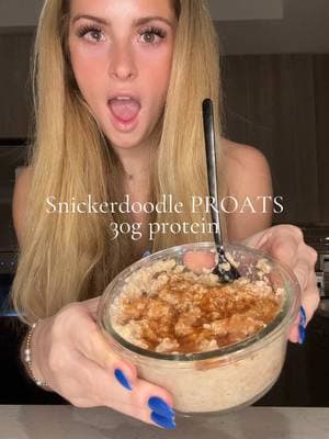 Snickerdoodle Proats😍 The best breakfast to keep you full! These actually taste like a hug in a bowl.  MACROS:  🍪350 cal 🍪44g carb 🍪6g fat 🍪30g protein #proats #highprotein #healthyrecipes #protein #oatmeal #snickerdoodle #wieiad @PEScience 