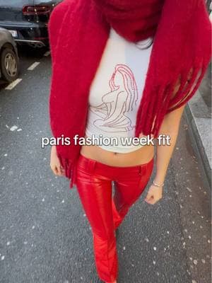 Paris takeover ❤️‍🔥 #parisfashionweek #fashiontiktok #fashionweek #revicedenim #leatherpants #lowrisejeans 