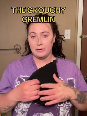 So much shade🤣#gremlin #gremlins #pets #PetsOfTikTok #funnypets #pethumor #exotic #exoticpets #wildanimals #sugarglider #sugarglidersoftiktok #sugargliders 