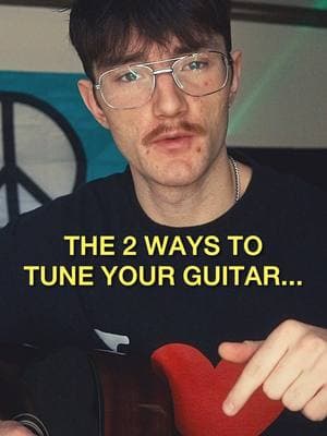 2 ways to tune your guitar… #guitar #guitarplayer #guitarist #guitartuning #guitarlessons #musicproducer #indiemusician #musician #guitartalk #guitartips 