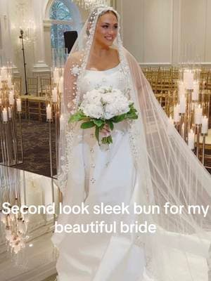 #bride #manhattan #manhattanwedding #glambride #nychairandmakeup #weddingday#weddingstyle#elegantwedding #beautyfulbride #weddinghairideas #hairwedding #usawedding #mua #weddingdress#bridalgoal#luxerywedding