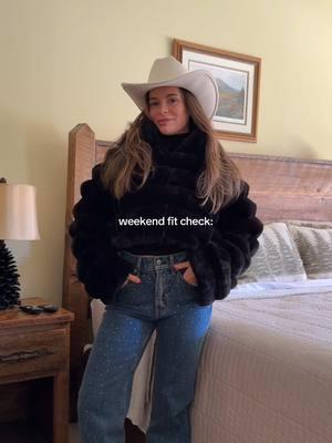 winterfest fit check 🤠 #winterfest #blowingrocknc #blowingrockspreserve #northcarolina #westernoutfit #fitcheck #OOTD #weekendgetaway #fy #fypシ #fypシ゚viral #cozyaesthetic #mountainhome #cowgirl #furcoat #winterstyle #westernfashion #westernwear 