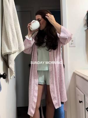 Happy Sunday 💘 #momtok #MomsofTikTok #foryou #floridamama #girlmom #sundaymorning #letsgotochurch 