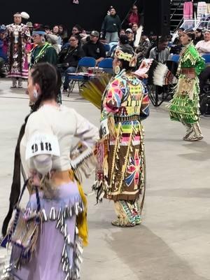 2nd contest : Ft Peck Sioux 😍😫🙌🏽 #womentiktok #indigenouswomen #nativebeauty #powwowdancer #IndigenousTikTok #nativetiktok #indigenouspaintings #artistsoftiktok #indigenouspaintings #indigenousdancing #powwowtrail #beadworktiktok #powwowlife #modeling #beadworkjewelry 