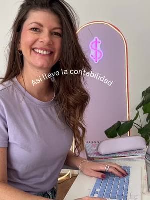 Descarga la plantilla para llevar la contabilidad de tu emprendimiento fácil y sencillo✨💸 ✔️Encuentra la plantilla en el link de mi perfil “Plantilla emprendedores” #finanzaspersonales #finanzas #finanzaspro #plantilla #emprendedor #contabilidad #consejosfinancieros 