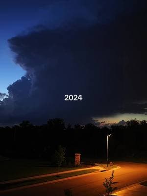 #stormwatcher #futurestromchaser #weather #stormchasers #severe #severeweather #thunderstorm #storm #kansas #cloud #clouds #trees #nature #rain #grass #stormcell #lightning #fyp