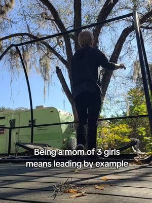 shifting my purpose on this platform. Setting the example for  my girls so they grow up knowing their worth and what they deserve. #raisethebar #betheexample #exercise #maxingout #calisthenics #consistency 