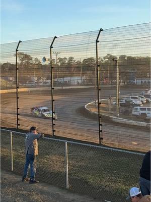 #volusiaspeedwaypark#sunshinenationals#dirttrackracingnation#blownmotor#haydencardwell#cvrracecars#crateracinusa#2025#dirttrackracer 