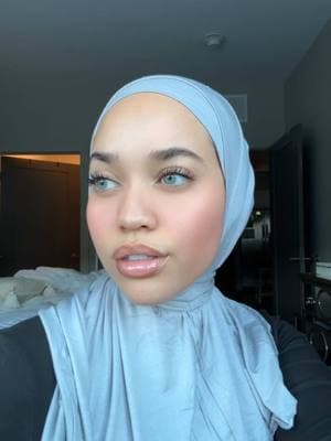 converted back to Islam as of 10 months , sometimes hard to find a hijab secure without any pins , or magnets. This makes it easy for any muslim that wears a hijab I’m still on the path of Allah since 10 months my life has change: discount code https://www.voilechic.com/SENALOVV22032 @voilechic #allahakbar #fy #hijab #muslim #convert #revert #islam #muslimsoftiktok #fyp #tiktok #winter #modest 