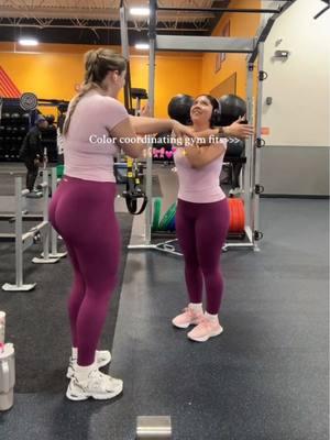 CUTE gym fits calls for an even BETTER workout 😝🎀🩰🩷☁️✨  @AUROLA ACTIVE #GymTok #fyp #matchingsets #gymootd #aurola #tiktokshopvalentinesday #vday #valentinesdaygift #leggings #aurola #gymfit 