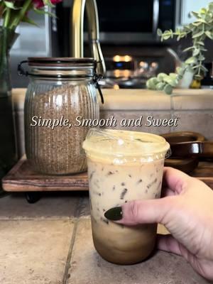 This brown sugar shaken espresso is my go-to! Simple, smooth, and so satisfying ☕✨ #CoffeeLovers #ShakenEspresso #BrownSugar #IcedCoffee #CoffeeTiktok 