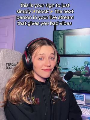 it took me wayyy too long to realize this! Do what makes you happy 🙂‍↔️ #livestream #banhammer #streamer #streaming #twitch #youtubestreamer #tiktoklive #twitchstreamer #jordielocks 