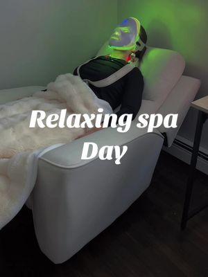 Just a few things to make a perfect relaxing day!!  #spaday #relaxingday #redlighttherapy #neckmassager #selfcareday 