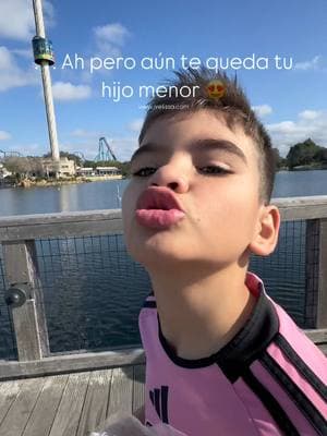 Cuando ya se creen grande 🥹y ya ni quieren andar contigo , ah pero aún te queda tu hijo menor ❤️#relatable #humor #momlife #teenproblems 