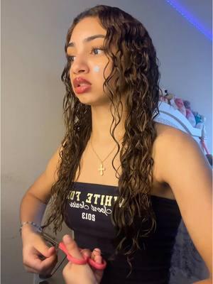 updated curly hair routine 👩🏽‍🦱 #icywicy #curlyhair #hairroutine 