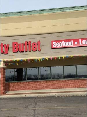 The City Buffet in Columbus, Ohio #columbusohio #ohio #columbuseats #chinesebuffet #allyoucaneatbuffet #thecitybuffet #columbusfoodie #columbusohiofood #westsidecolumbus #asianbuffet 