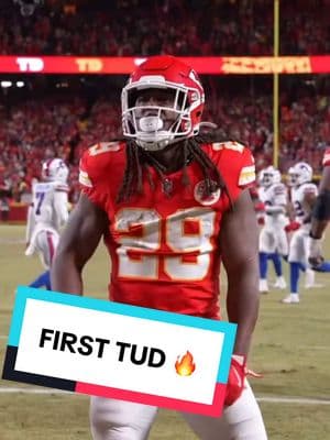 Even his celly is putting in work 💪 #nfl #touchdown #chiefs #celly #kareemhunt 📺: CBS