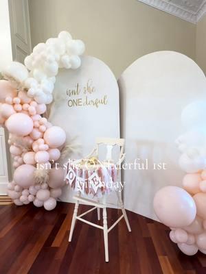 I wish we could throw parties everyday 🤍 #firstbirthdayideas #firstbirthday#isntsheonederful #girlbirthdayideas #bohobirthday #babygirl #birthday 