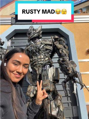 No one trying to join Rusty 😂🫣 @Universal Destinations #universalstudioshollywood#universalstudios#hollywood#california#transformers#megatron#themepark#mean#foryou#fyp#fy#besties#bestie#funny#lol#rusty#mad#2025 